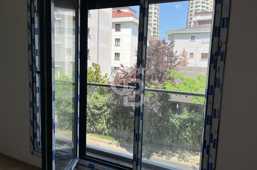 Maltepe Altayçeşme'de kiralık 2+1 sıfır daire 