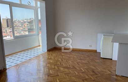 TÜRKALİ MAHALLESİ'NDE BOĞAZ MANZARALI 2+1 YENİLENMİŞ DAİRE
