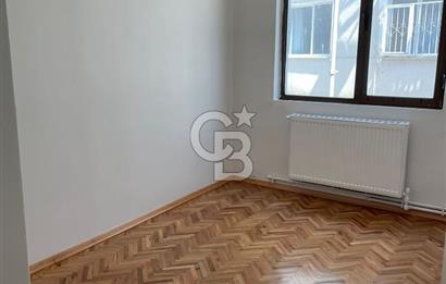 TÜRKALİ MAHALLESİ'NDE BOĞAZ MANZARALI 2+1 YENİLENMİŞ DAİRE