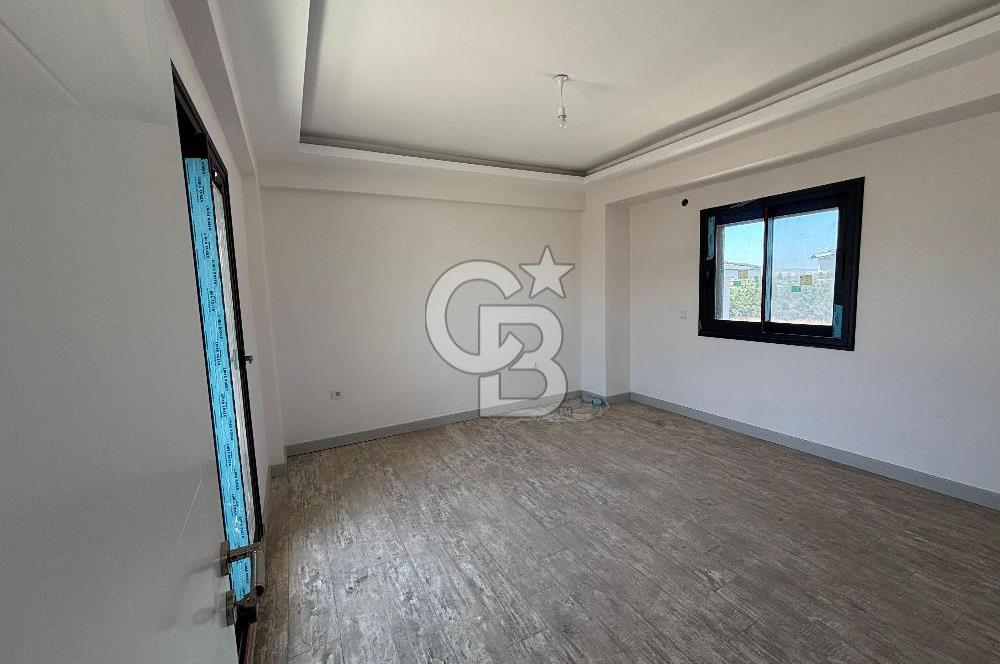 Tam Müstakil Havuzlu Satılık 4+1 Villa