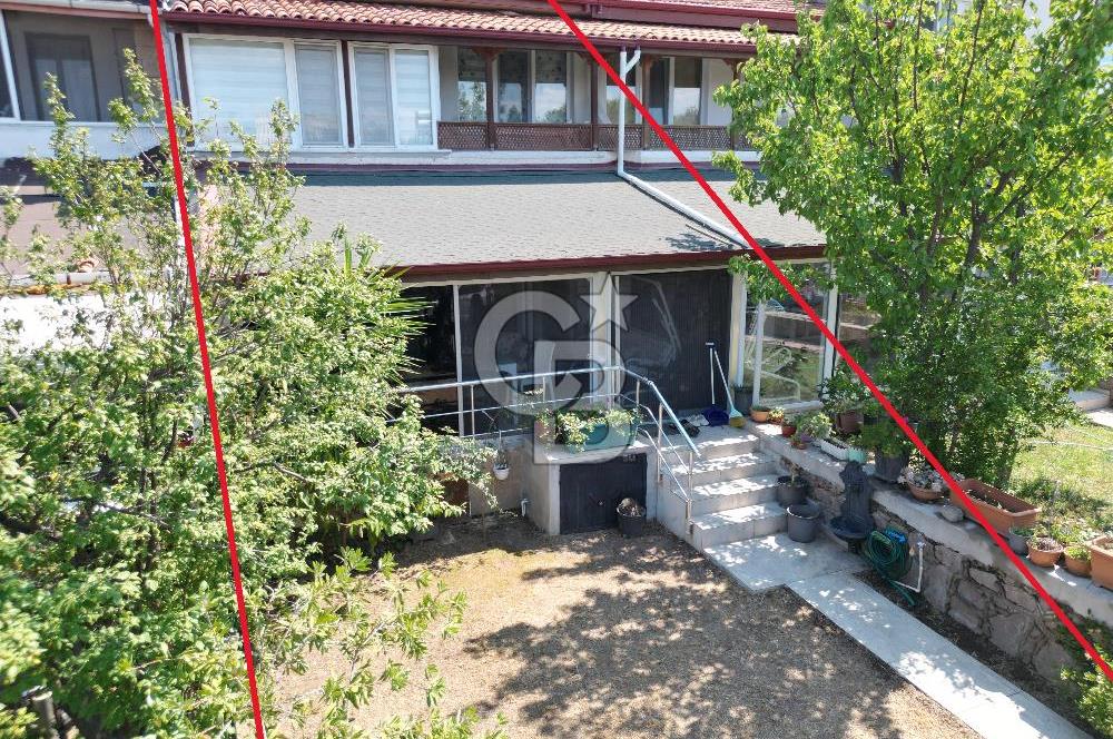 Sahil kent Site İçinde 2.5+1  Bahçeli Villa