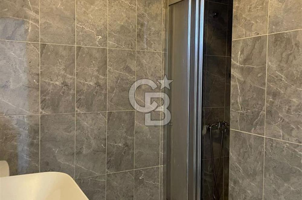 TÜRKALİ MAHALLESİ'NDE BOĞAZ MANZARALI 2+1 YENİLENMİŞ DAİRE