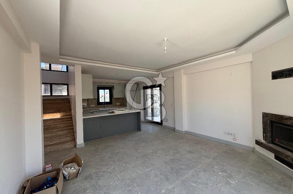 Tam Müstakil Havuzlu Satılık 4+1 Villa