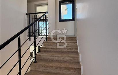 Tam Müstakil Havuzlu Satılık 4+1 Villa