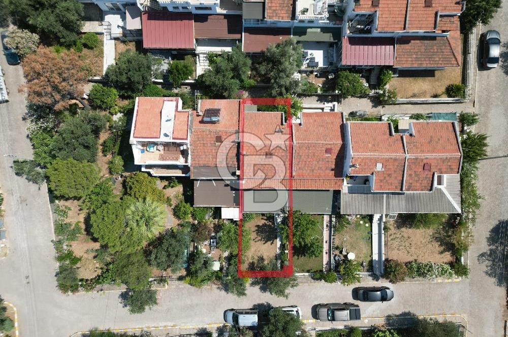 Sahil kent Site İçinde 2.5+1  Bahçeli Villa