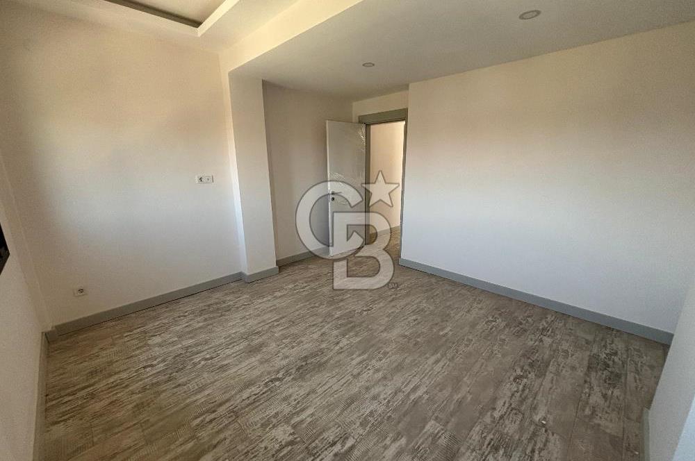 Tam Müstakil Havuzlu Satılık 4+1 Villa