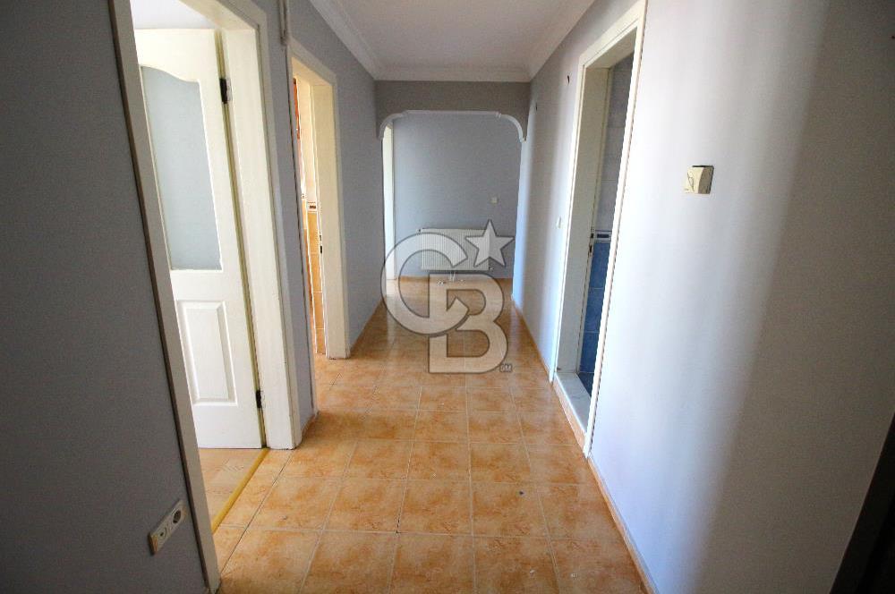 Gaziemir Irmak Mah.de 3+1 - 175 M² Köşe Konum Satılık Daire