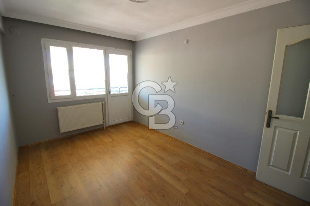 Gaziemir Irmak Mah.de 3+1 - 175 M² Köşe Konum Satılık Daire