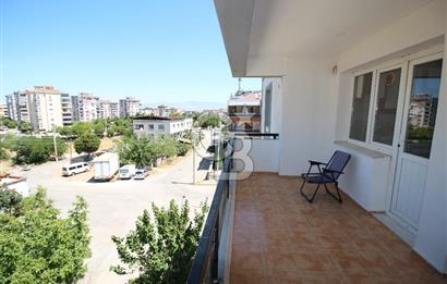 Gaziemir Irmak Mah.de 3+1 - 175 M² Köşe Konum Satılık Daire