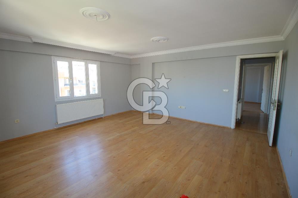 Gaziemir Irmak Mah.de 3+1 - 175 M² Köşe Konum Satılık Daire