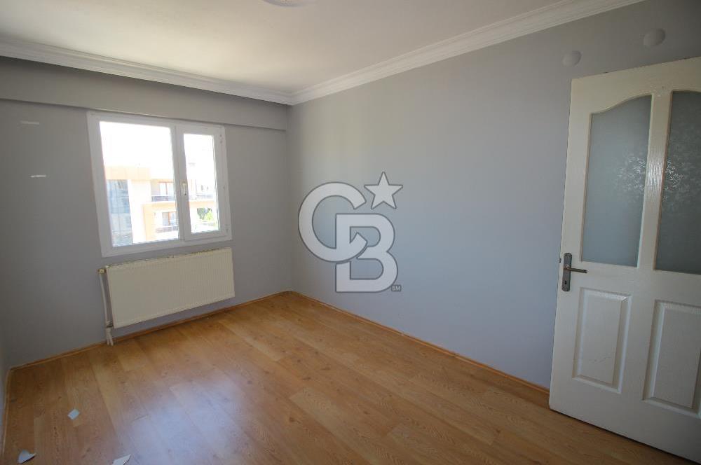 Gaziemir Irmak Mah.de 3+1 - 175 M² Köşe Konum Satılık Daire