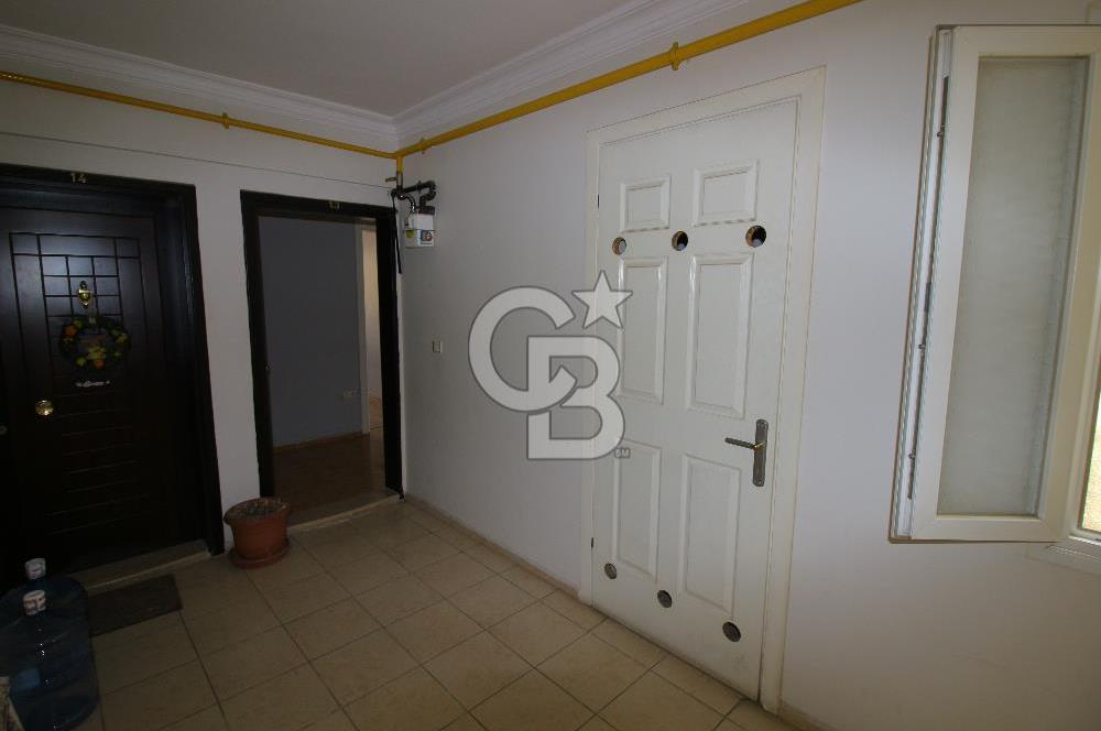 Gaziemir Irmak Mah.de 3+1 - 175 M² Köşe Konum Satılık Daire