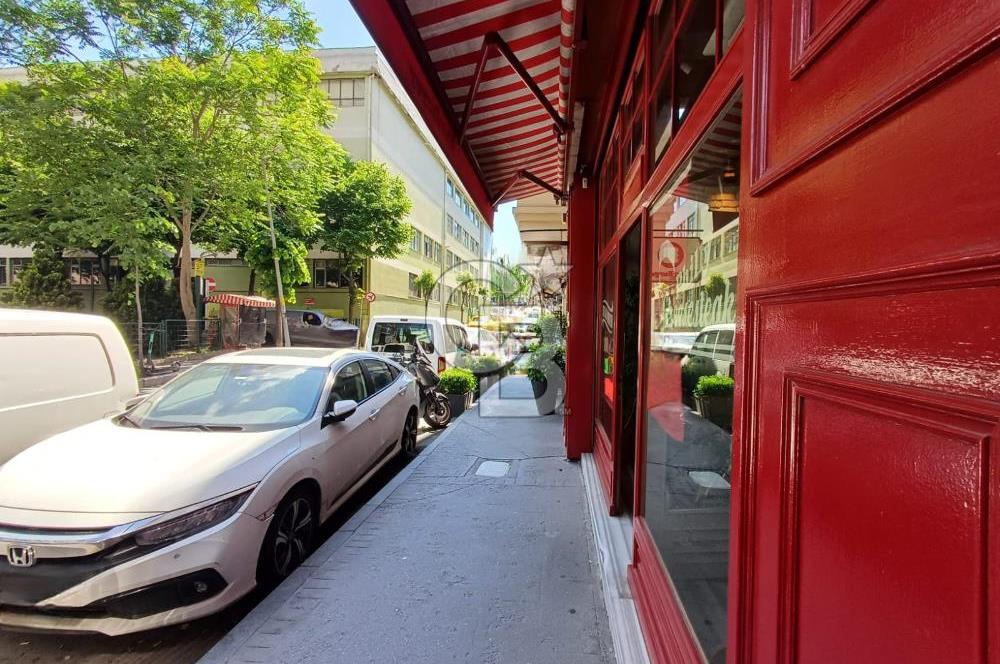 İstanbul Şişli Silahşör Caddesi'nde satılık restoran/ fastfood
