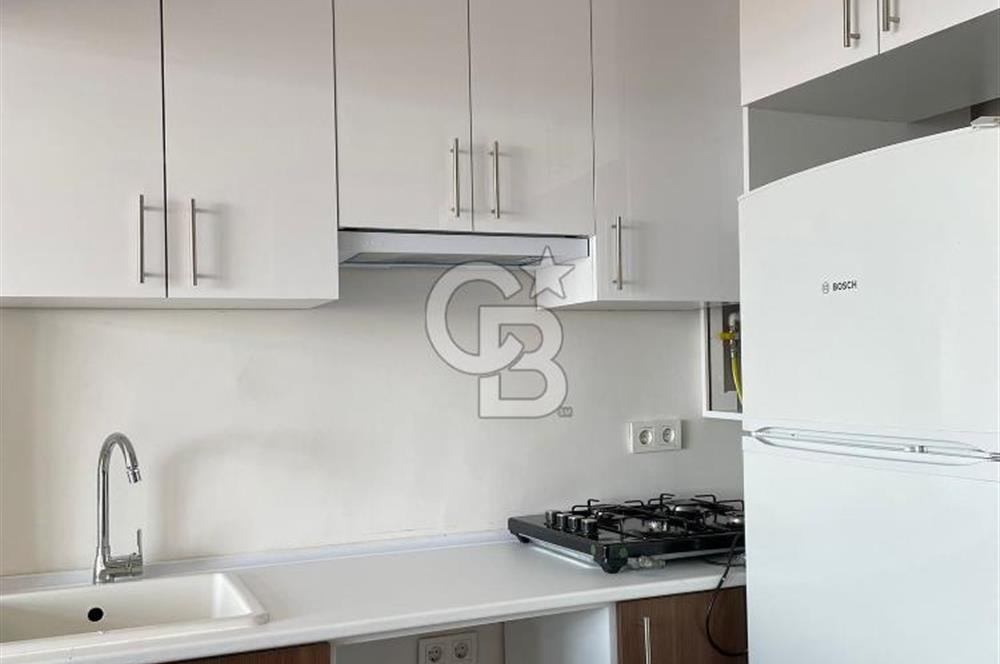 TÜRKALİ MAHALLESİ'NDE BOĞAZ MANZARALI 2+1 YENİLENMİŞ DAİRE