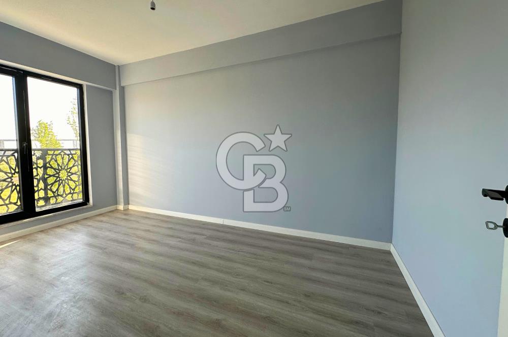 Lapseki'de Köprü ve Boğaz Manzaralı Geniş Teraslı 4+1 Dubleks
