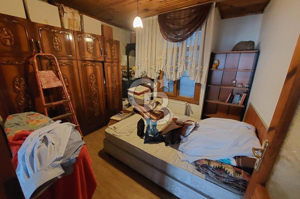 Pendik Kaynarca mah 80 m2 arsa paylı satılık 3+1 dubleks daire
