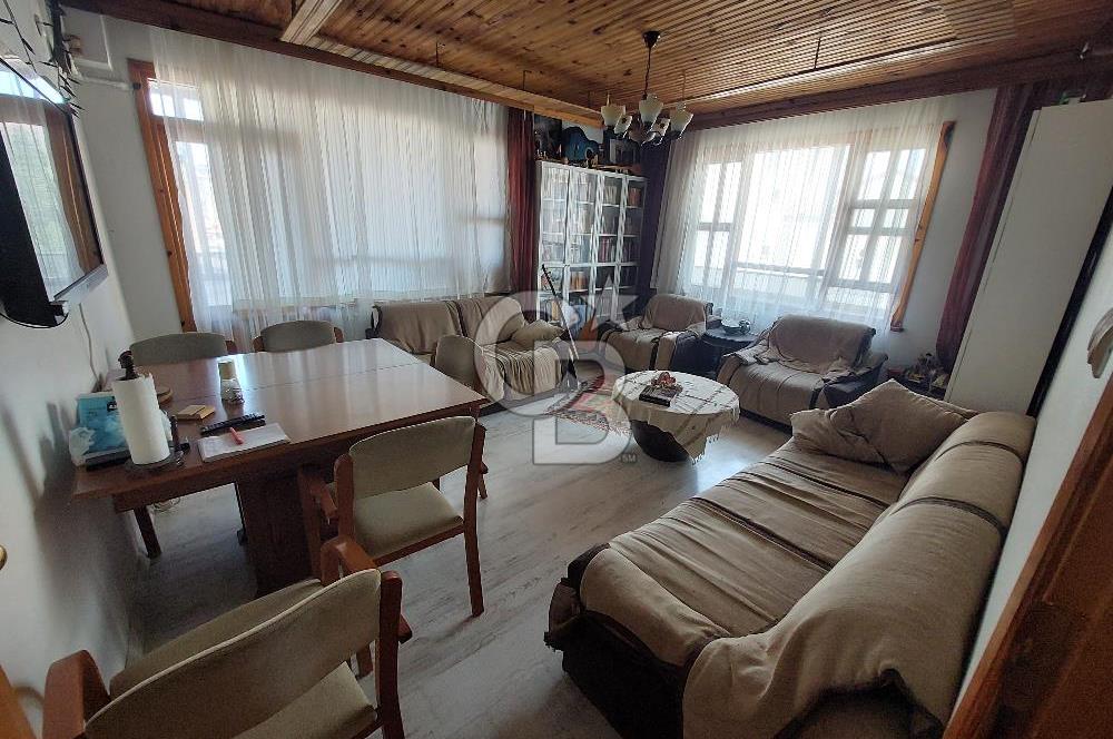 Pendik Kaynarca mah 80 m2 arsa paylı satılık 3+1 dubleks daire
