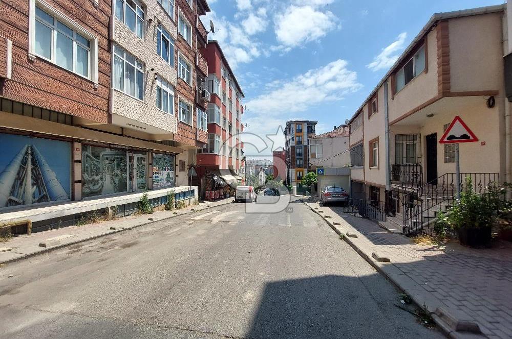 Pendik Kaynarca mah 80 m2 arsa paylı satılık 3+1 dubleks daire