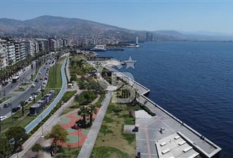KARŞIYAKA YALI'DA 3+1 SATILIK DAİRE