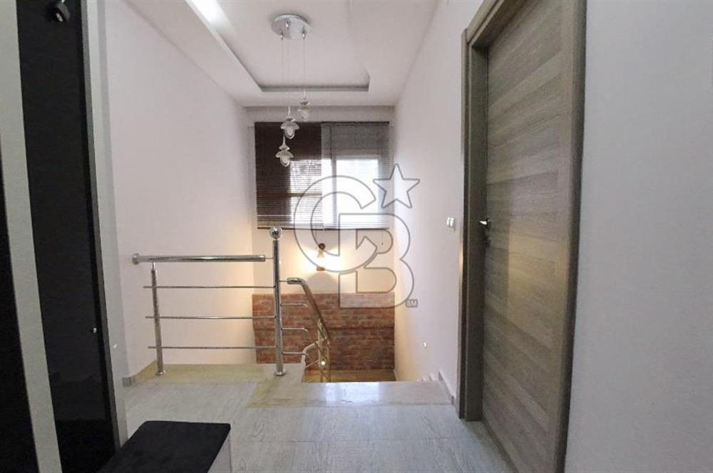 İzmir Bayraklının Merkezinde Kiralık 3+1 145 ² Dubleks Daire