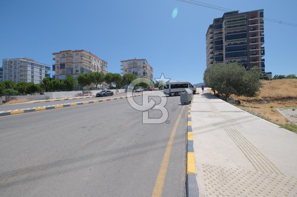                                       MENEMEN ULUKENTTE MERKEZİ KONUM DA 2+1 DAİRE      