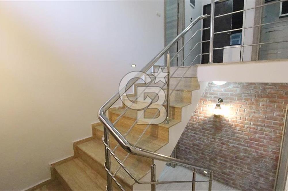 İzmir Bayraklının Merkezinde Kiralık 3+1 145 ² Dubleks Daire