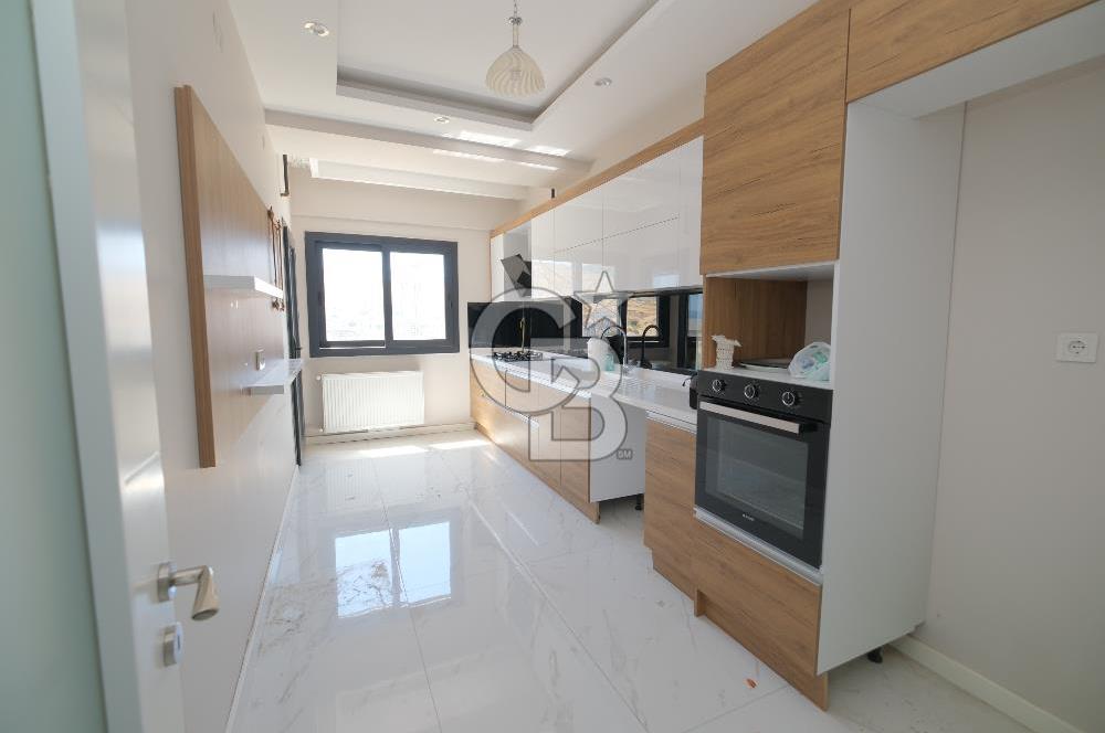                                      MENEMEN ULUKENTTE MERKEZİ KONUM DA 2+1 DAİRE      
