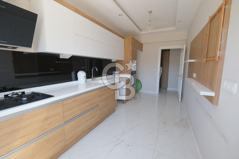                                       MENEMEN ULUKENTTE MERKEZİ KONUM DA 2+1 DAİRE      