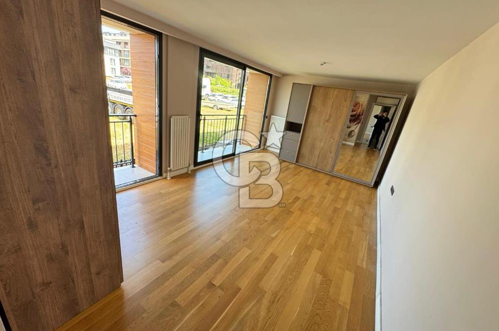 Kemerburgaz'da Livera Homesta Satılık Lüks 4+1 Bahçeli Dubleks