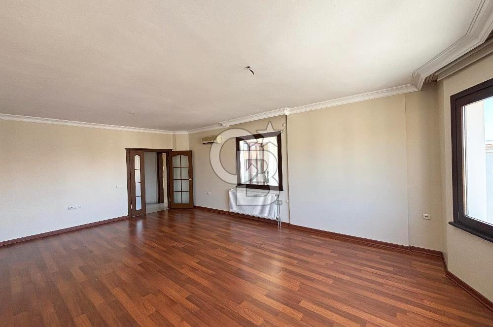 BALIKESİR BAHÇELİEVLER'DE KÖŞE KONUMDA, GENİŞ VE FERAH 3+1 SATILIK DAİRE!