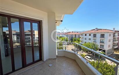 BALIKESİR BAHÇELİEVLER'DE KÖŞE KONUMDA, GENİŞ VE FERAH 3+1 SATILIK DAİRE!