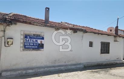 AKHİSAR BALLICA'DA TEK ODA MUTFAK WC BANYO KÖY EVİ
