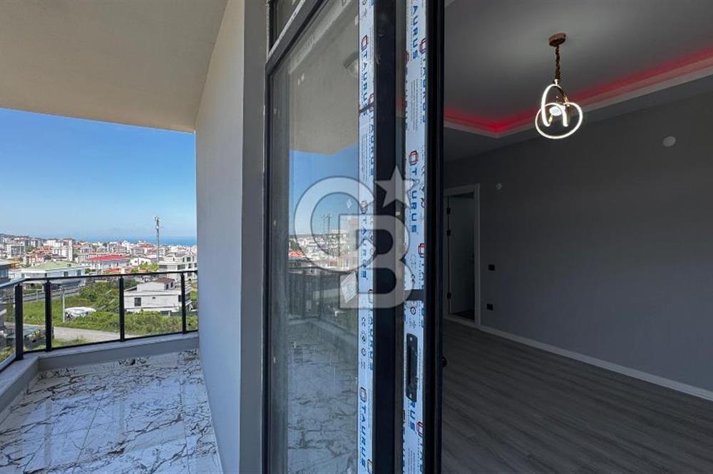 Deniz Manzaralı Geniş Kullanım Alanına Sahip 3+1 / 0 Daire