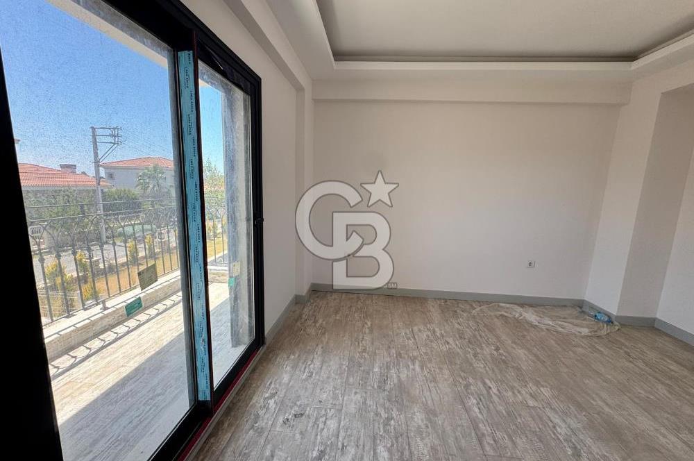 Müstakil Bahçeli Havuzlu 4+1 Satılık Villa