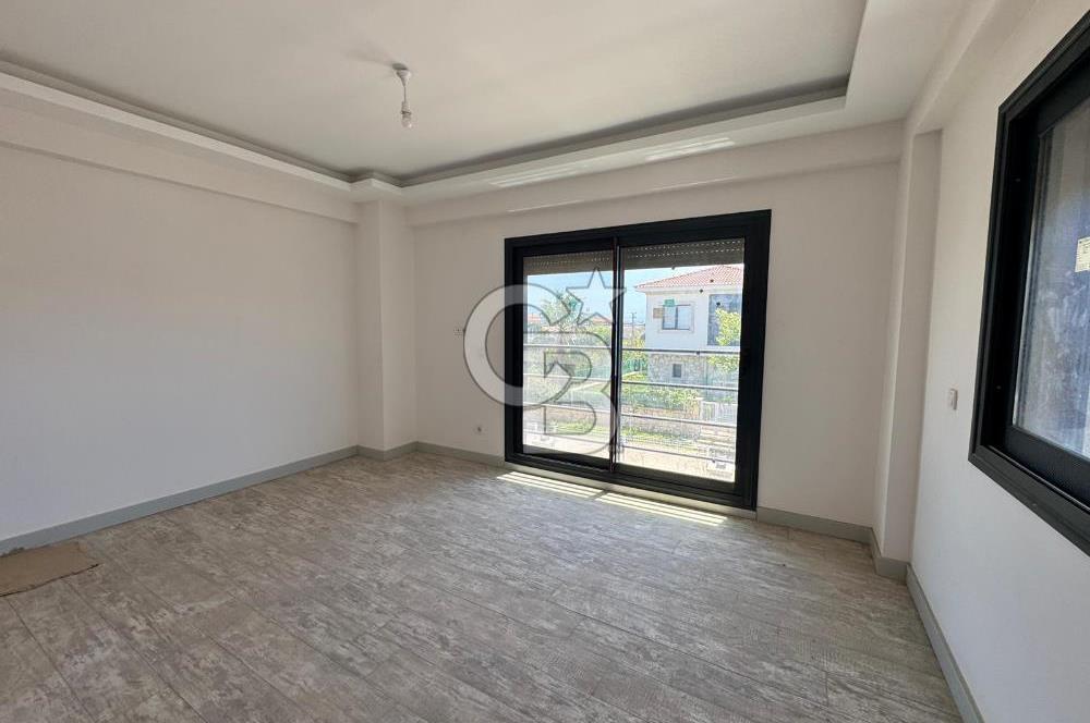 Müstakil Bahçeli Havuzlu 4+1 Satılık Villa