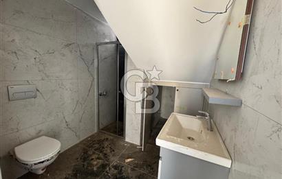 Müstakil Bahçeli Havuzlu 4+1 Satılık Villa
