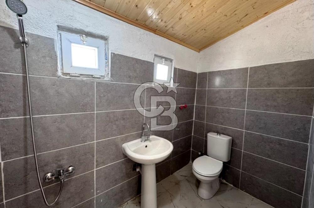 HACISEKİLİLER MAHALLESİNDE MÜSTAKİL BAHÇE KULLANIMLI 2+1