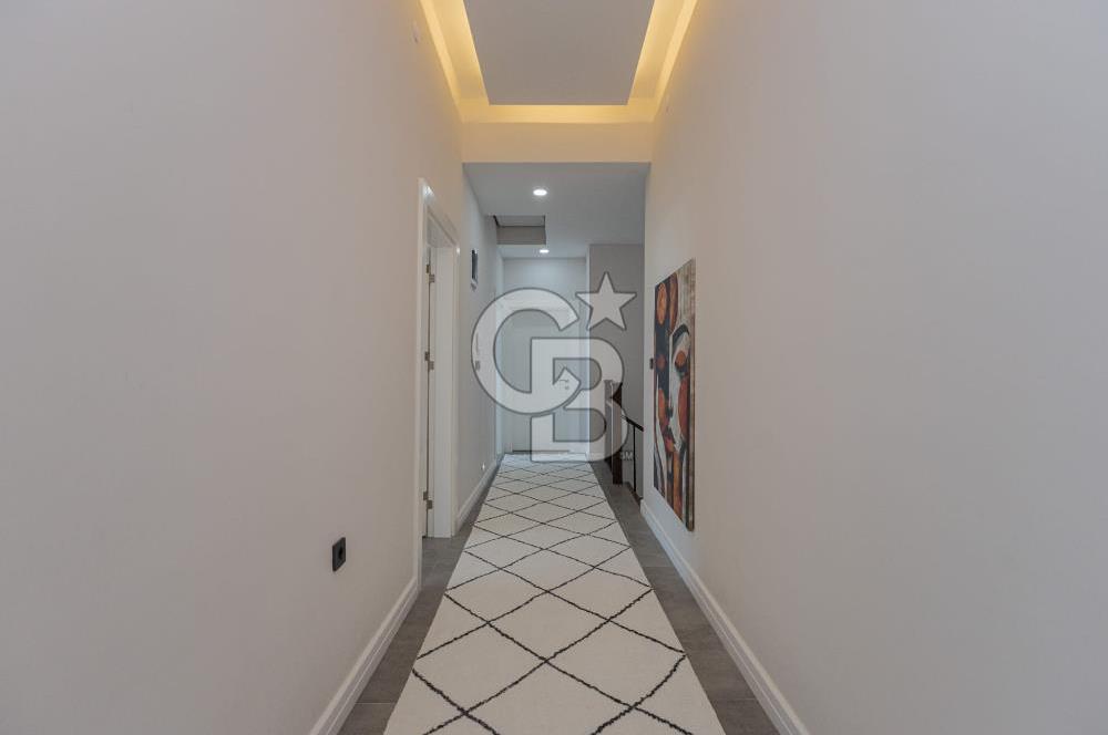 ANTALYA FİNİKE'DE SATILIK ULTRA LÜKS VİLLA