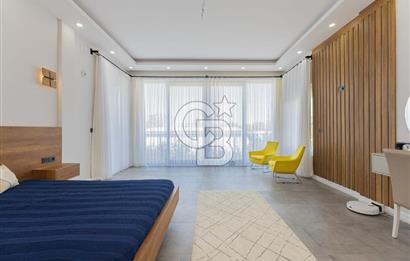 ANTALYA FİNİKE'DE SATILIK ULTRA LÜKS VİLLA