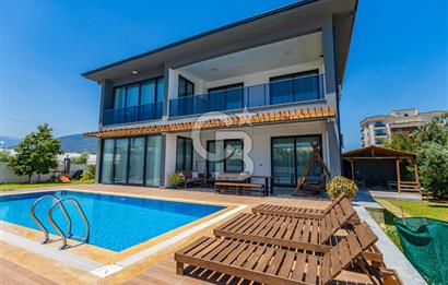 ANTALYA FİNİKE'DE SATILIK ULTRA LÜKS VİLLA