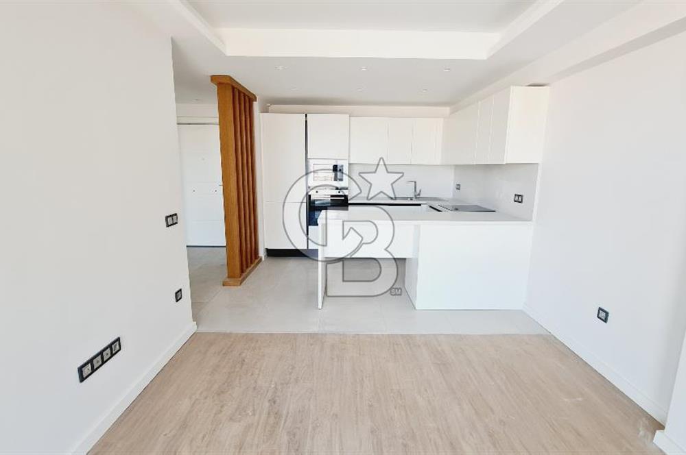 Manisa Meydan 2+1 Açık Mutfak Havuz Cephe Kiralık Daire