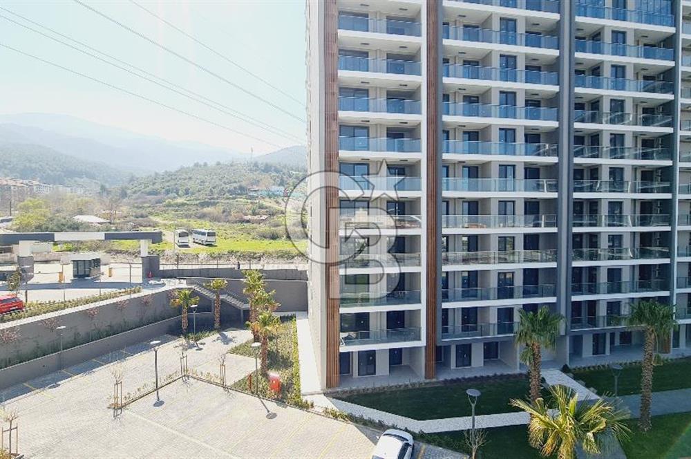 Manisa Meydan 2+1 Açık Mutfak Havuz Cephe Kiralık Daire