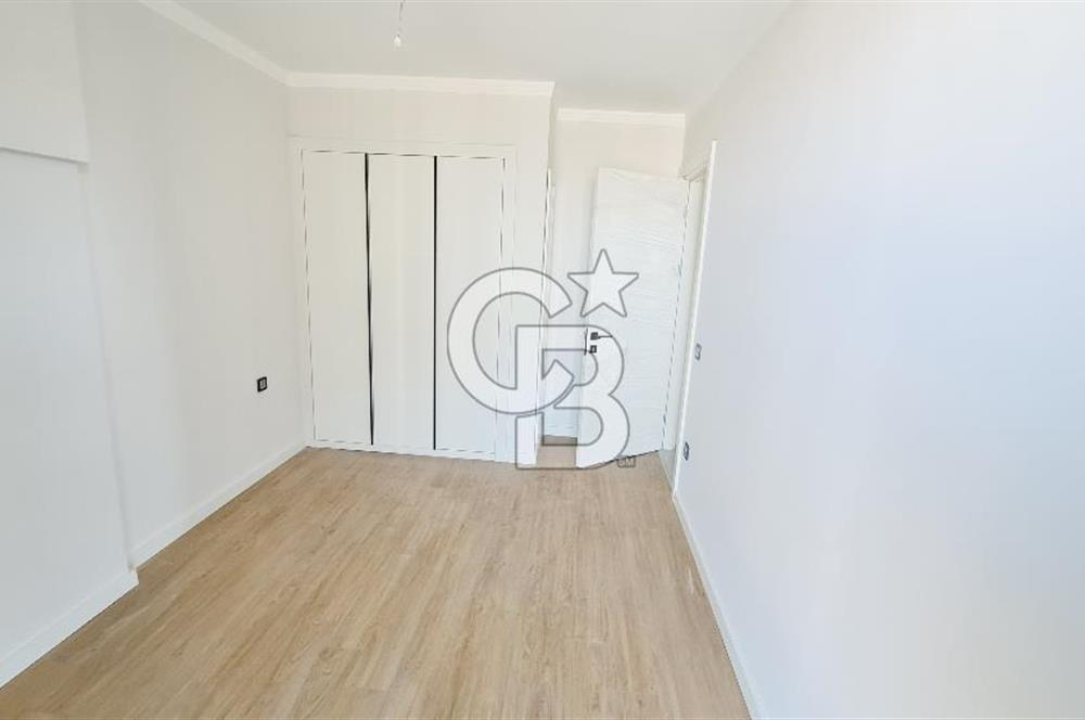 Manisa Meydan 2+1 Açık Mutfak Havuz Cephe Kiralık Daire