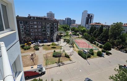 Girne Caddesi Soğukkuyu Mahallesinde Satılık 4+1 ara kat daire