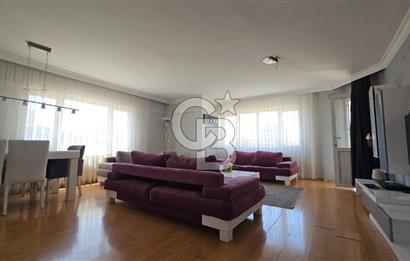 Girne Caddesi Soğukkuyu Mahallesinde Satılık 4+1 ara kat daire