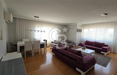 Girne Caddesi Soğukkuyu Mahallesinde Satılık 4+1 ara kat daire