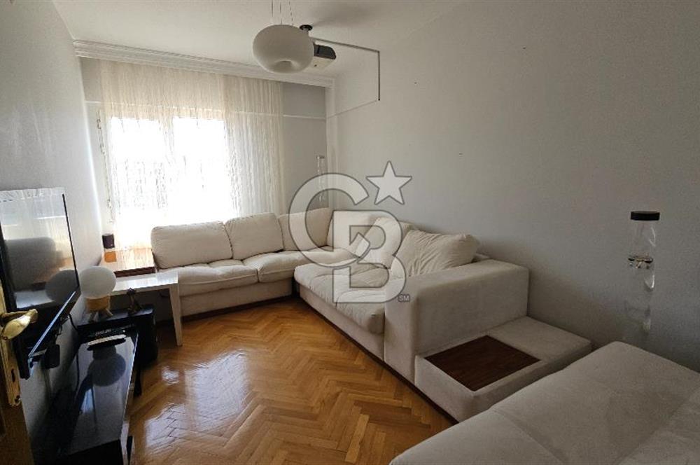 Girne Caddesi Soğukkuyu Mahallesinde Satılık 4+1 ara kat daire