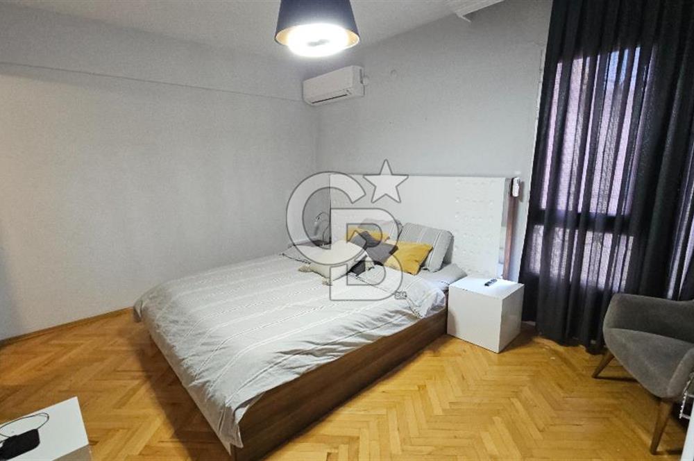 Girne Caddesi Soğukkuyu Mahallesinde Satılık 4+1 ara kat daire