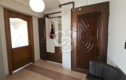 Girne Caddesi Soğukkuyu Mahallesinde Satılık 4+1 ara kat daire