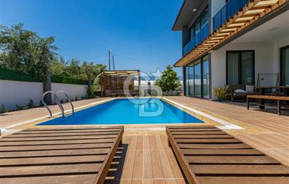 ANTALYA FİNİKE'DE SATILIK ULTRA LÜKS VİLLA